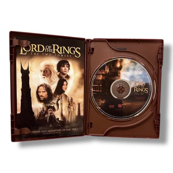 The Lord of the Rings: The Two Towers DVD - Picture 2 of 4